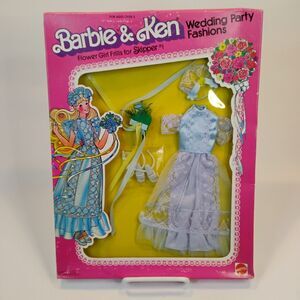 VTG 1979 Barbie & Ken Wedding Party Fashions Flower Girl Frills for Skipper NRFB